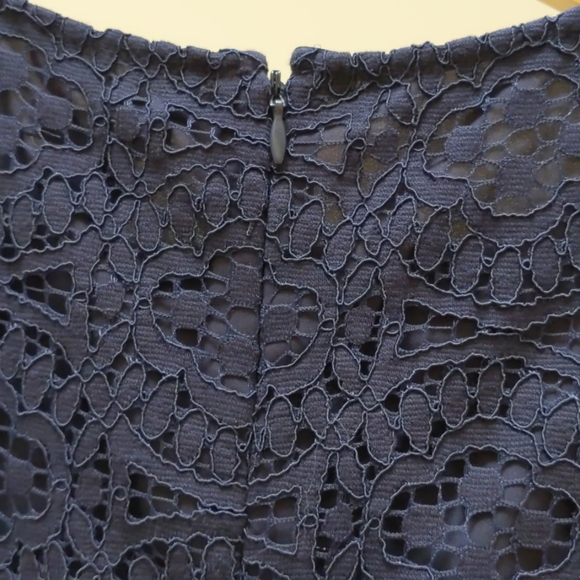 XSOLDX NWOT Ann Taylor Lace Shift Dress 0P Navy Blue $129 - Picture 10 of 11